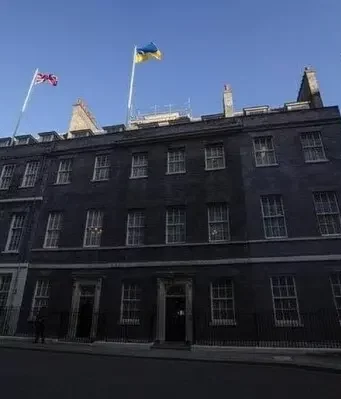 Зеленский призывает Великобританию остановить российский теневой флот